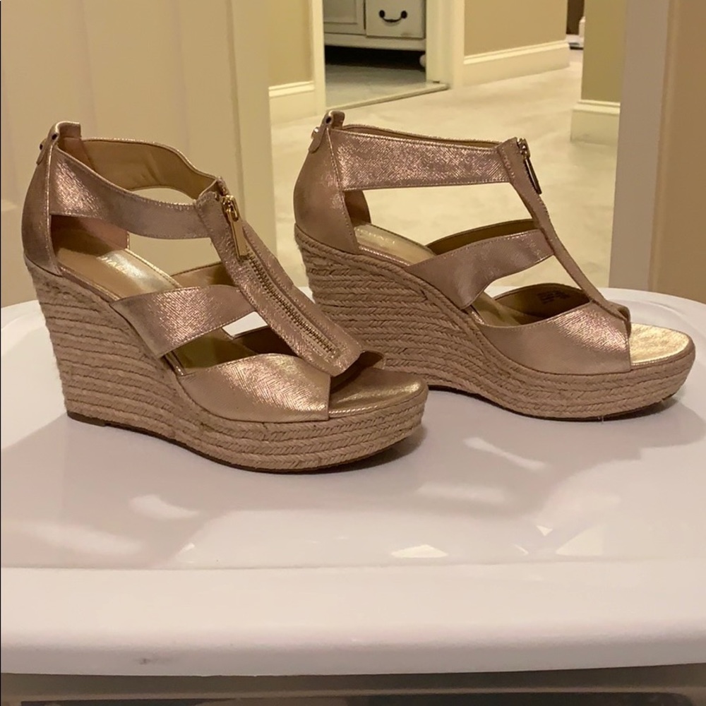 Michael kors gold espadrille wedges